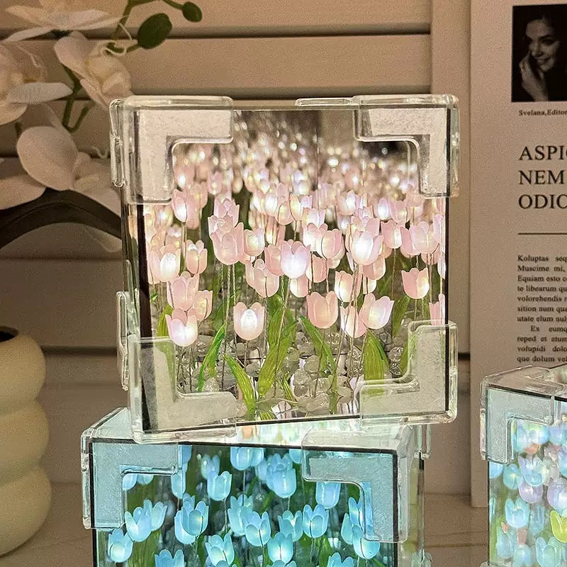 Flower lamps-Mirrored profile