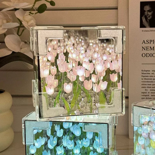 Flower lamps-Mirrored profile