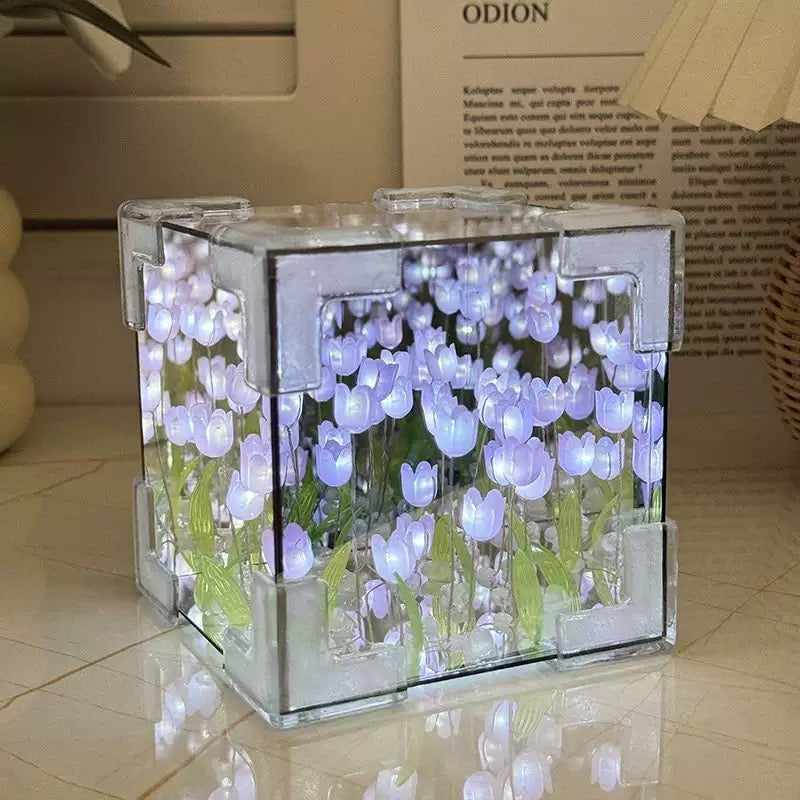 Flower lamps-Mirrored profile